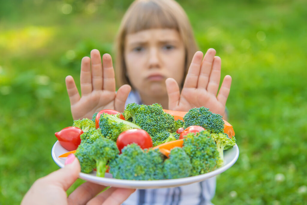 how-to-get-your-child-to-eat-cabbage-10-tricks-mom-playbook